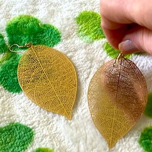 Leaf earrings